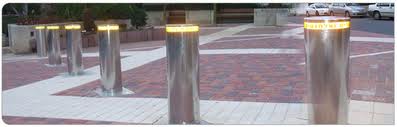 PNEUMATIC BOLLARD